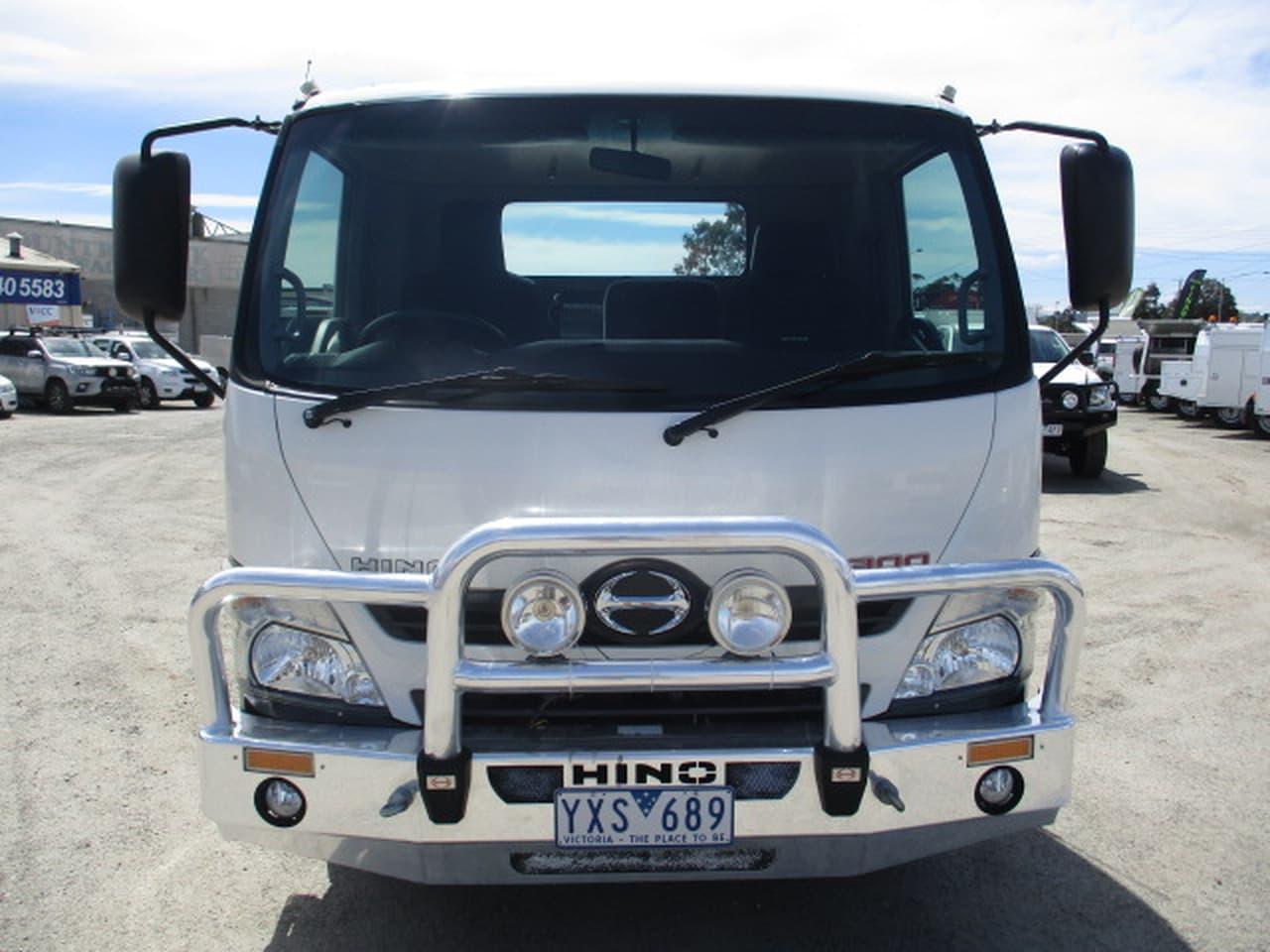 2011 Hino 300 Series Manual Overdrive Cab Chassis - JCFFD5032352 - JUST